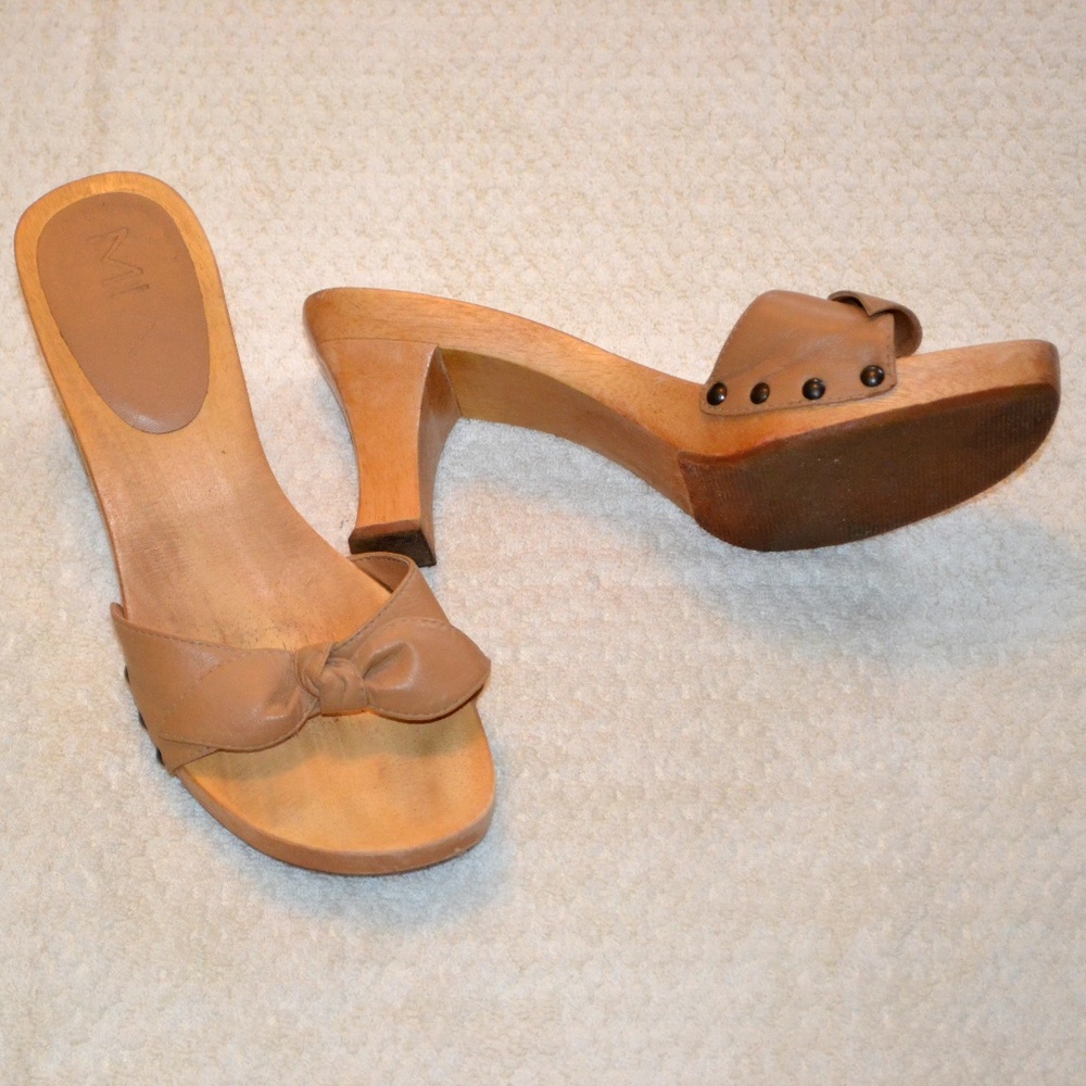MIA Wooden Mule 2.5" heel